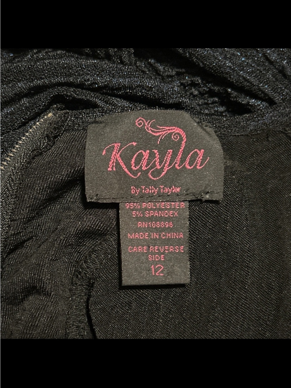 Kayla By Tally Taylor Dress M Long Stretchy Knit Geometric Mod glam EUC - Picture 9 of 11